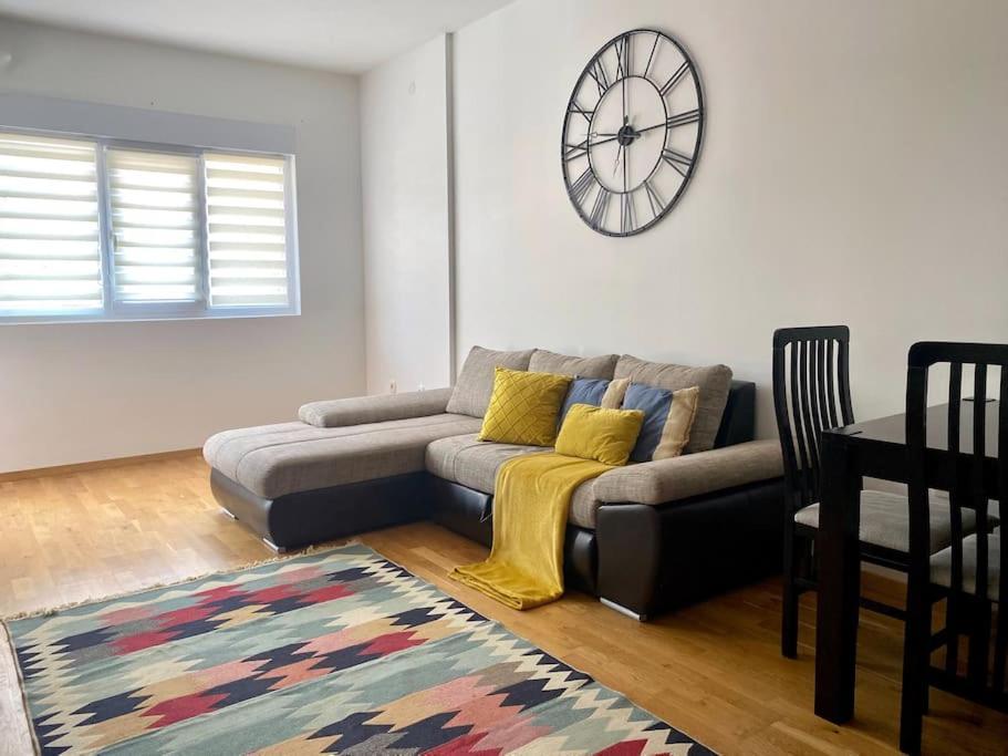 Fortune, 3 Min To The Apartment Budva